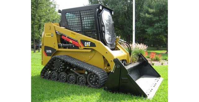 Mini krautuvo CAT 257 nuoma
